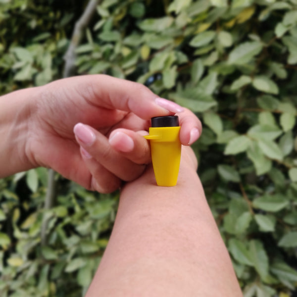 Mosquito Bite Relief Click Device - Helps Reduce Itch, Chemical Free and Travel Friendly.